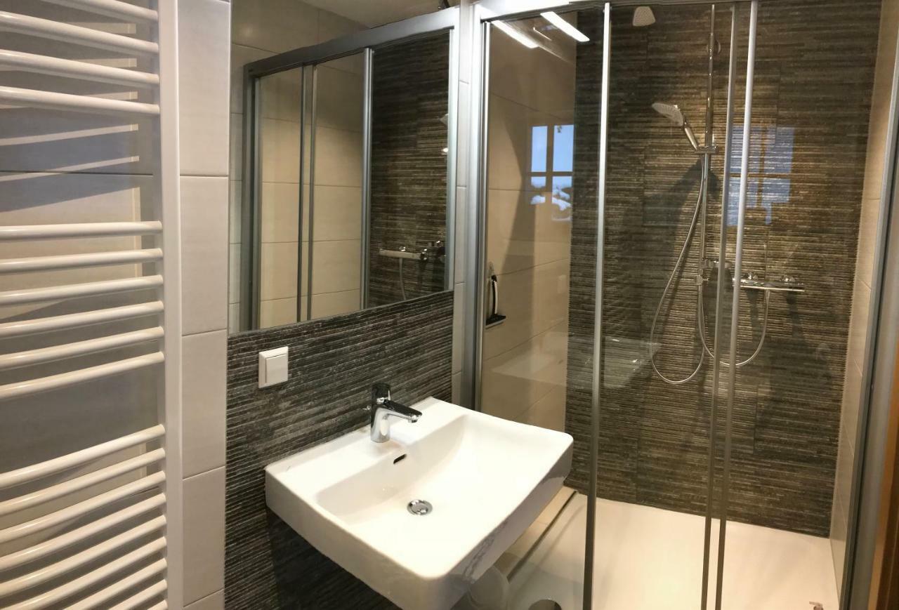 Platzhirsch Apartman Haus im Ennstal Kültér fotó