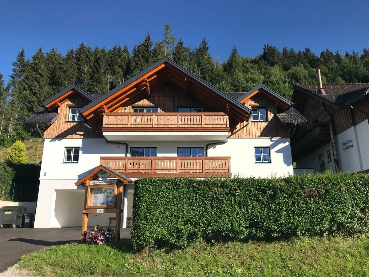 Platzhirsch Apartman Haus im Ennstal Kültér fotó